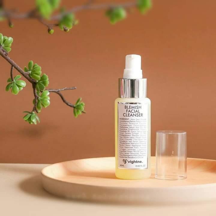 Blemish facial cleanser