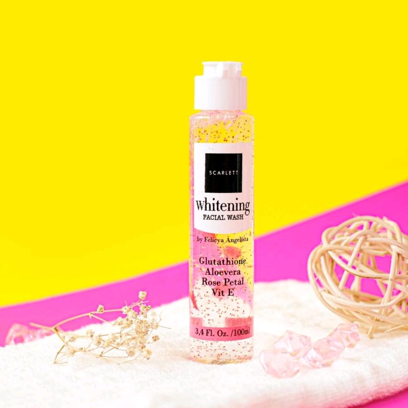 Scarlett whitening Facial Wash