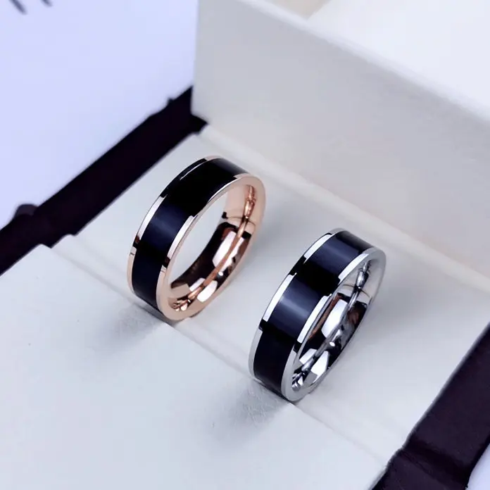 Stainless steel fashion ring black and white dripping rubber titanium ring 6mm wide matching ring