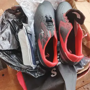 SALE  TERMURAH !!! paket lengkap sepatu bola best seller Boots sepatu  bola sepatu  bola sepatu  bola sepatu  bola legion