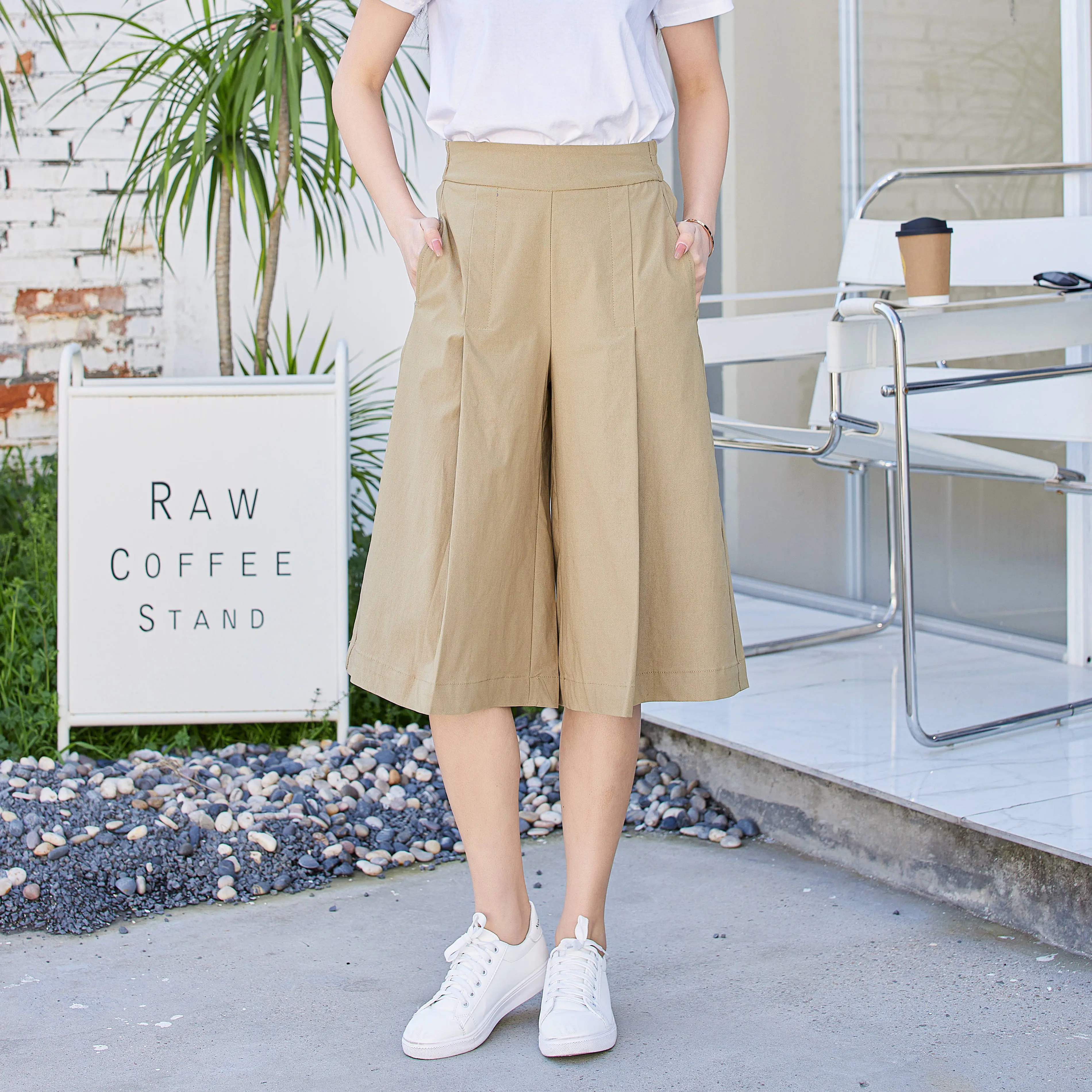 E-YOUTH Women's Elegance Wide-Leg Culottes | Model: 10104