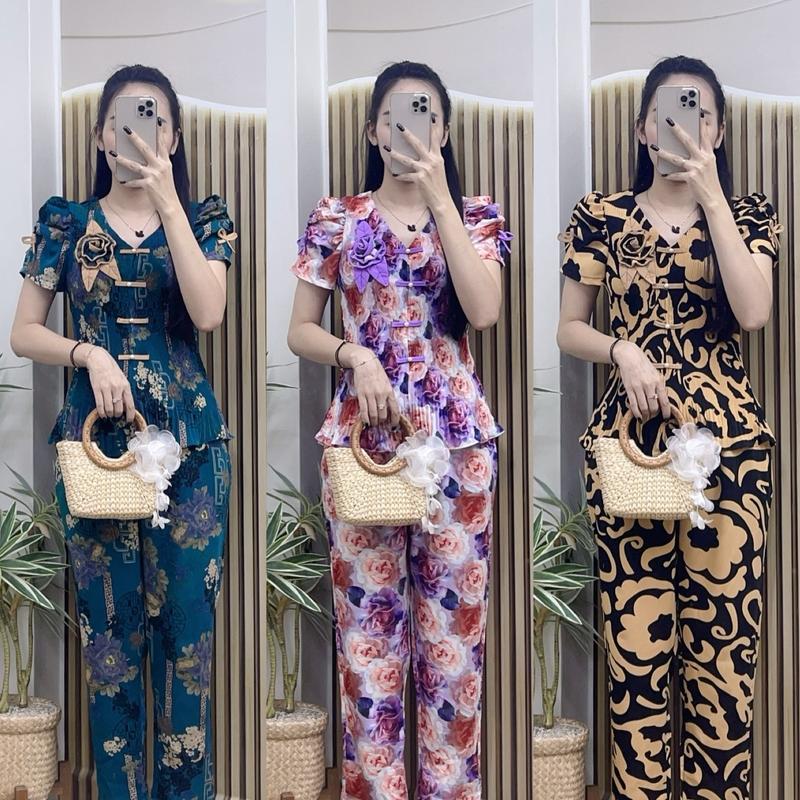 [Quần dài] Set bộ dập ly quần dài áo cổ tim đính bông nút tàu điểm ngọc chất mango mềm nhẹ mát đồ đẹp