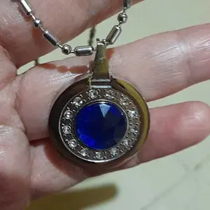 Kalung Kesehatan Energi Quantum Rantai Titanium Liontin Bulat Berwarna