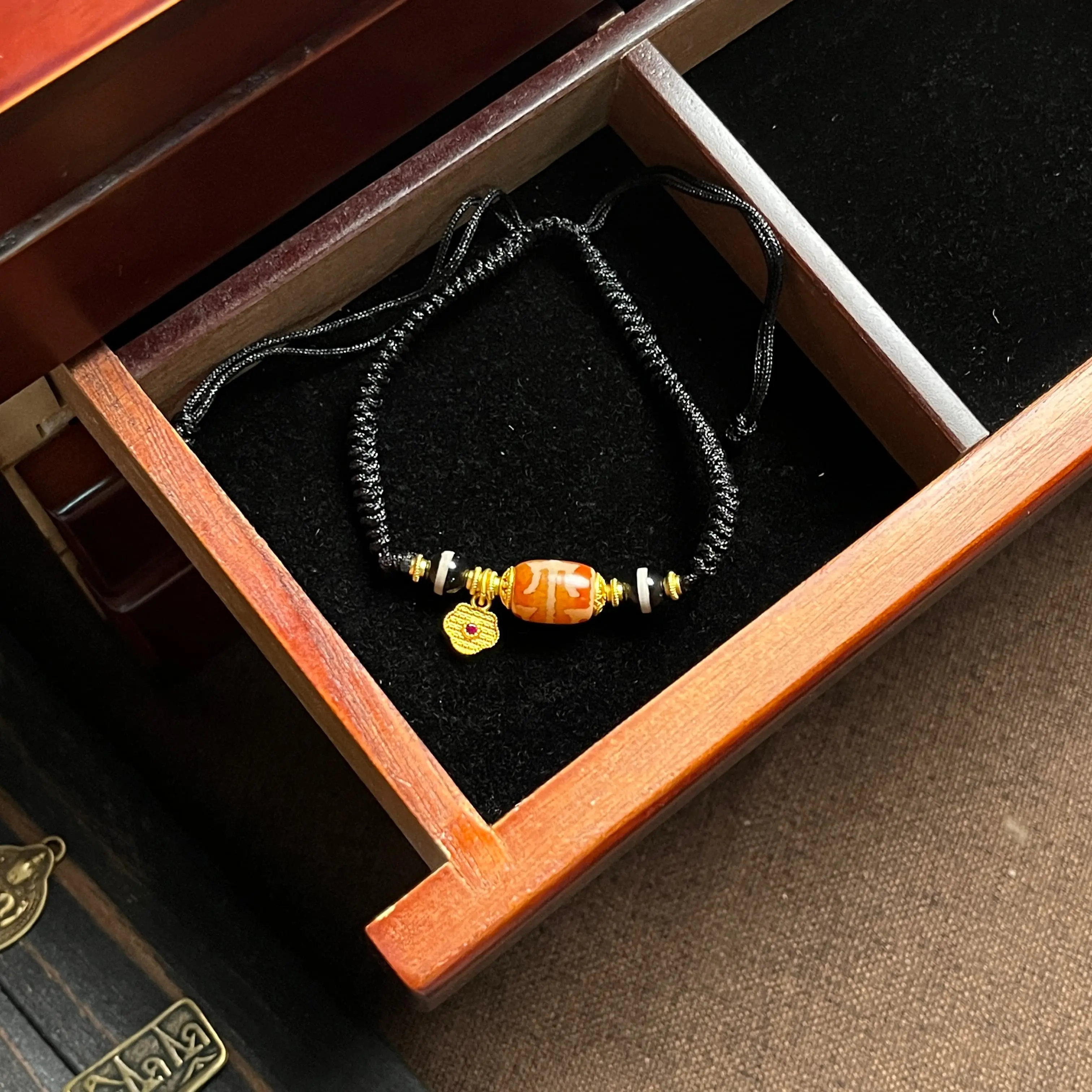 717 agate multi treasure bracelet