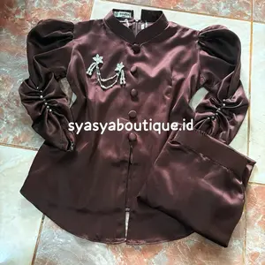 (Umur 1-13tahun) AISYAH Setelan Anak Perempuan Kurung Melayu Malaysia Modern Variasi Payet Bungkus & Payet/Bros Juntai Viral Satin Full Payet Mutiara Mewah