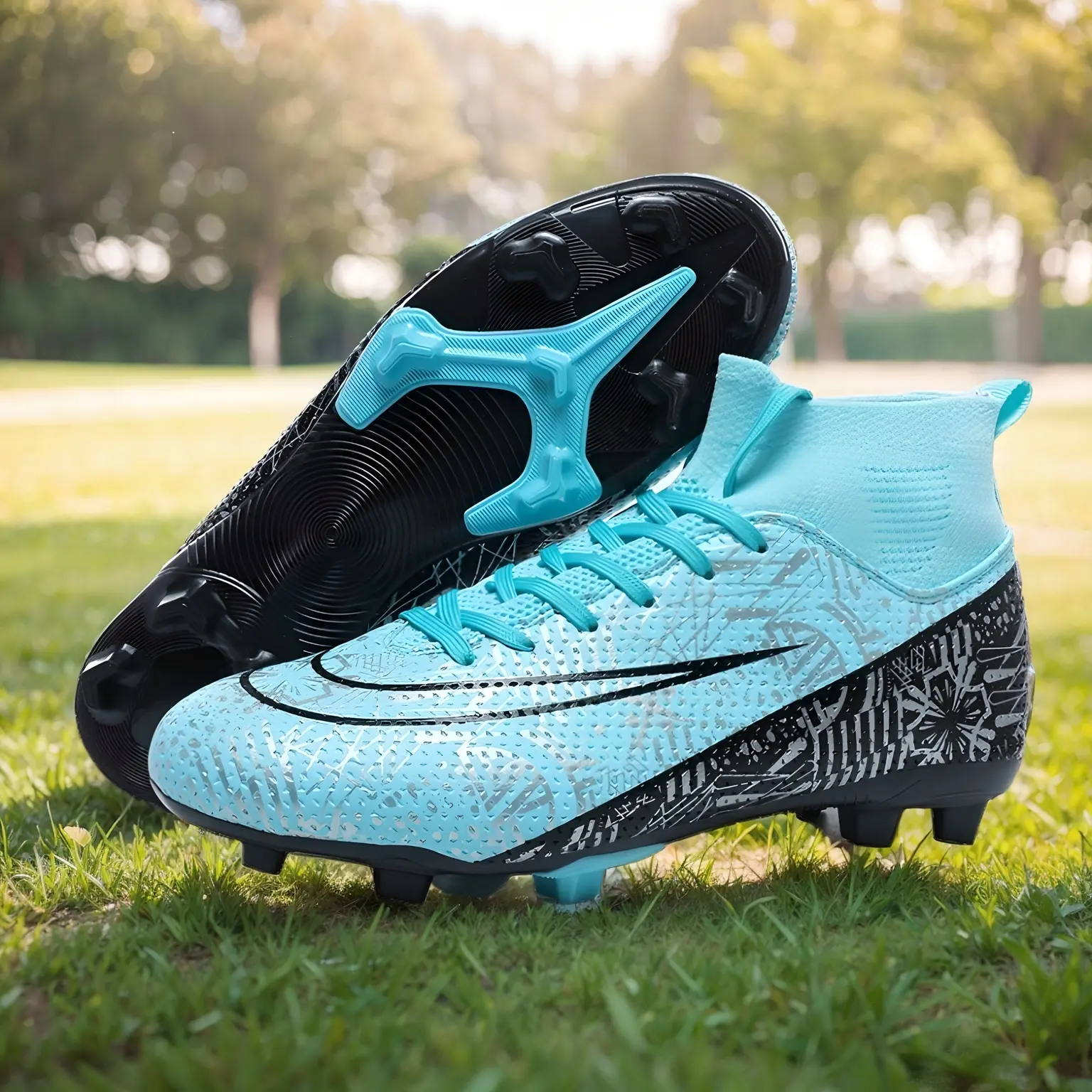 Men Exquisite Football Shoes Lightweight Shock Absorption Training Shoes Artificial Grass Native Pasture Soccer Shoes football  boots