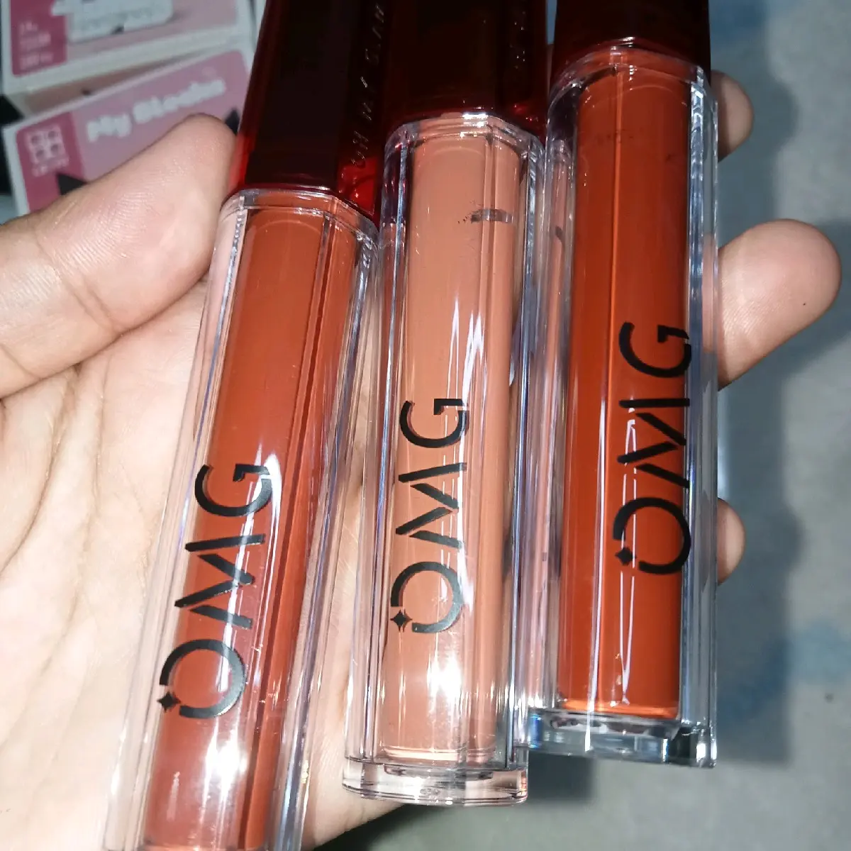 Lipcream OMG terbest seller