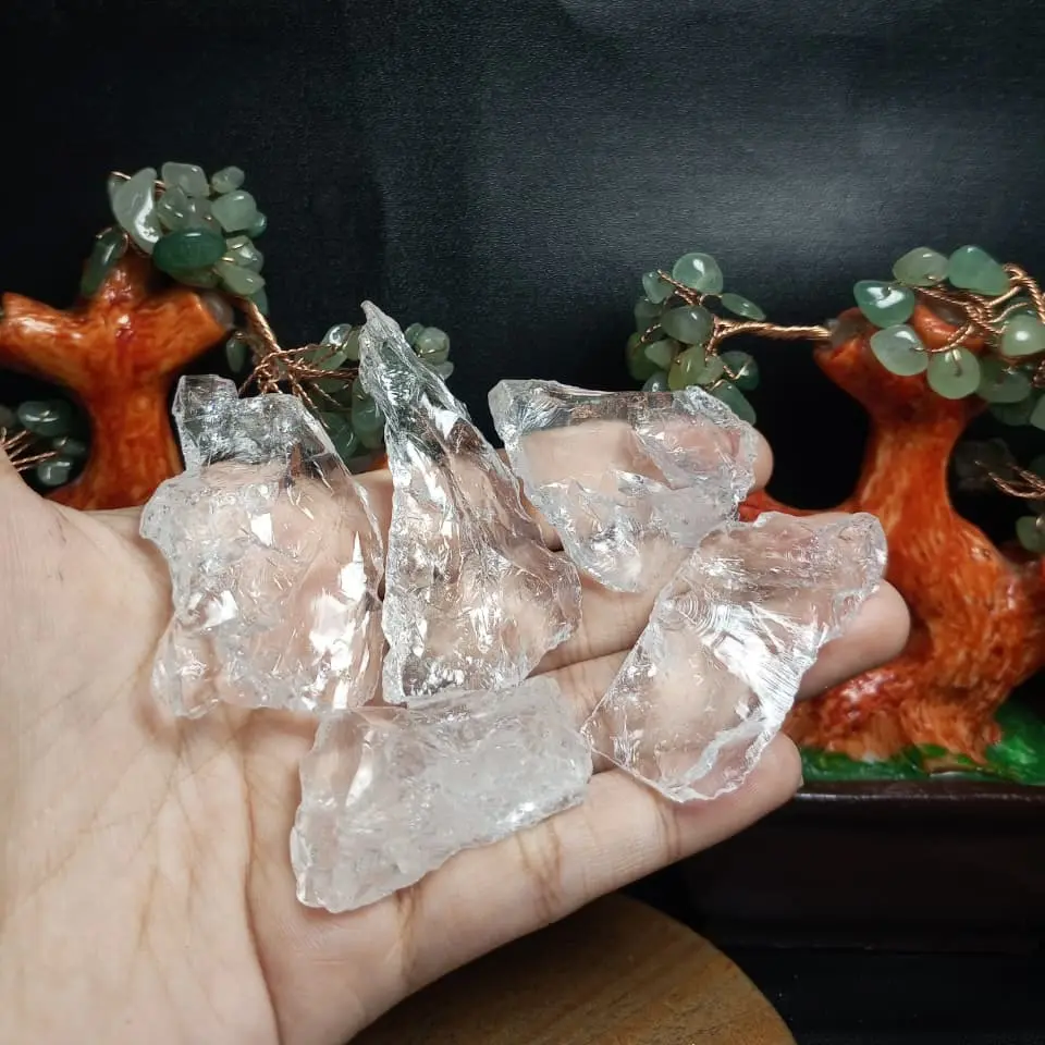 Natural Clear Quartz Rough (1)