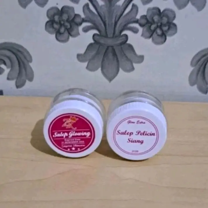 PAKET salep zayora cream siang & malam