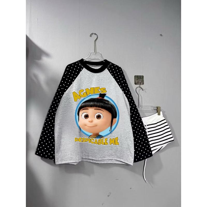 Set bộ áo thun dài tay xám phối zaplang tay đen chấm bi mix quần đùi kẻ trắng -…