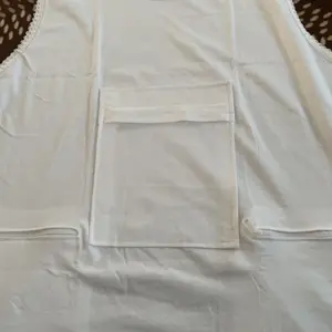 Singlet Dalaman Haji Umroh Kantong 3 Putih Renda Leher & Kantong Resleting Funngsional