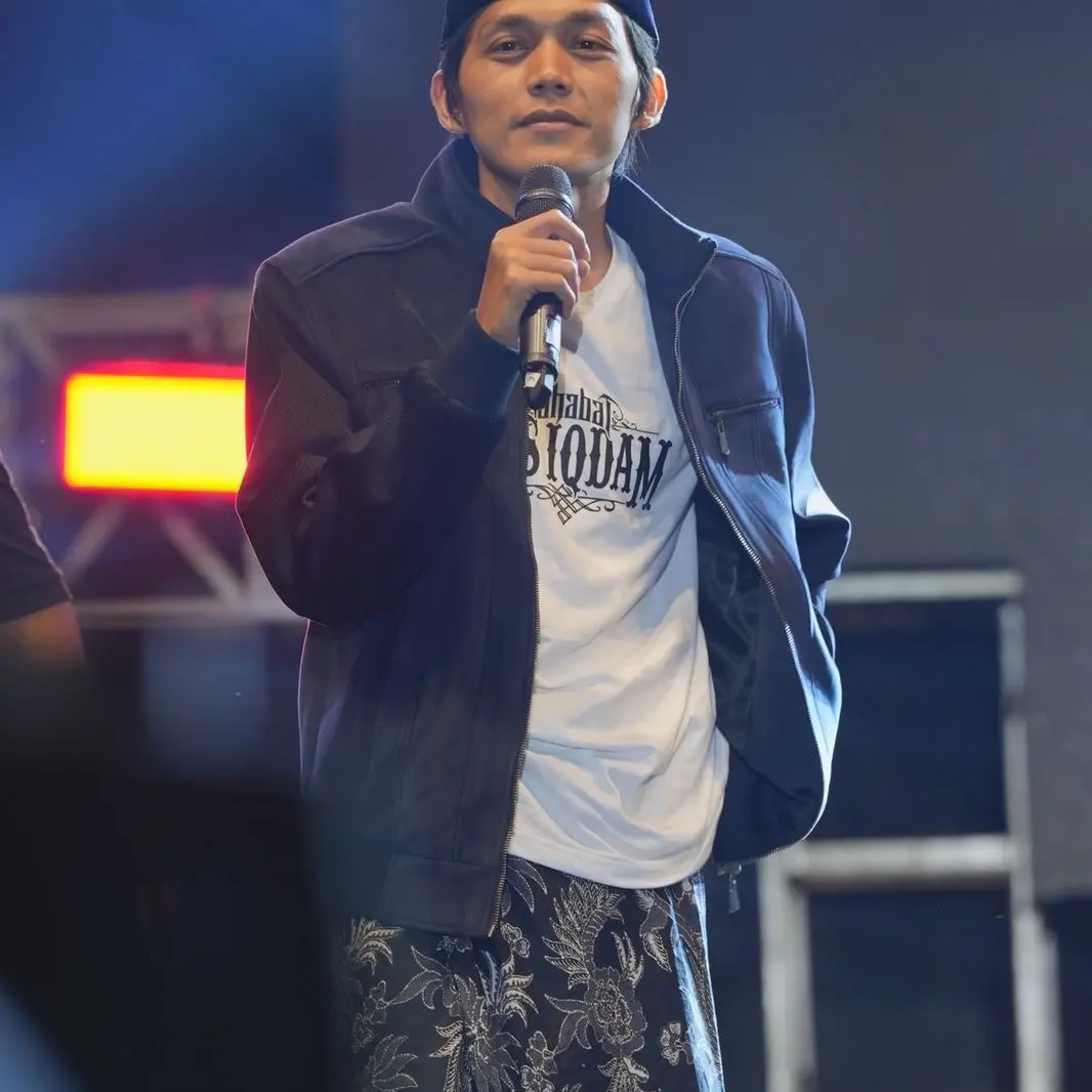 KAOS SAHABAT GUS IQDAM SERIES