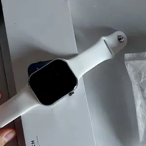 Official Smartwatch 10 Pro Max 100%baruOriginal Mendukung operasi gerakanwith 2.3" HD AMOLED Display  Waterproof  Bluetooth Call Smartwatch wireless charging Dan Ganti Wallpapper Jam Tangan Smartwatch Monitor Detak Jantung