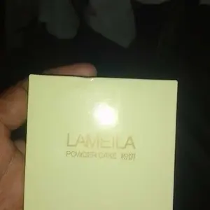 Bedak padat setting powder tahan lama
