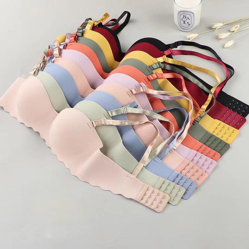 Brasay Japan Seamless Sport Push Up Bra Wanita Tanpa Kawat 9004
