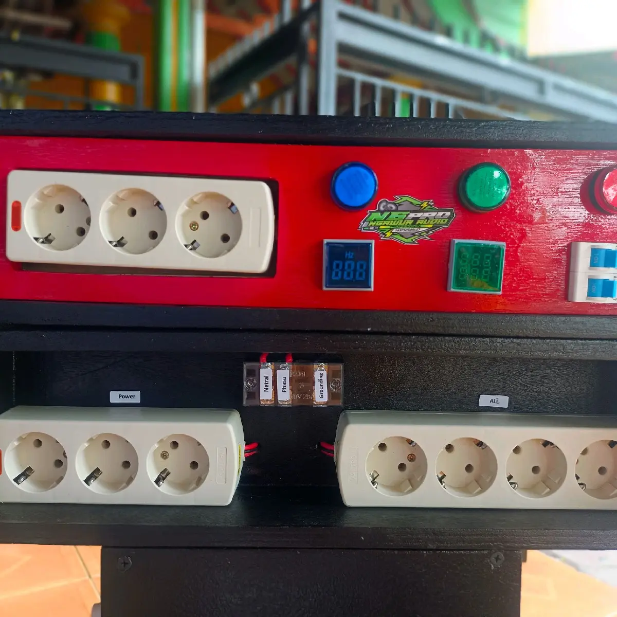 Panel Listrik Sound Sistem 1 Phase Out 2 Mcb. PAKET LENGKAP DENGAN BOK