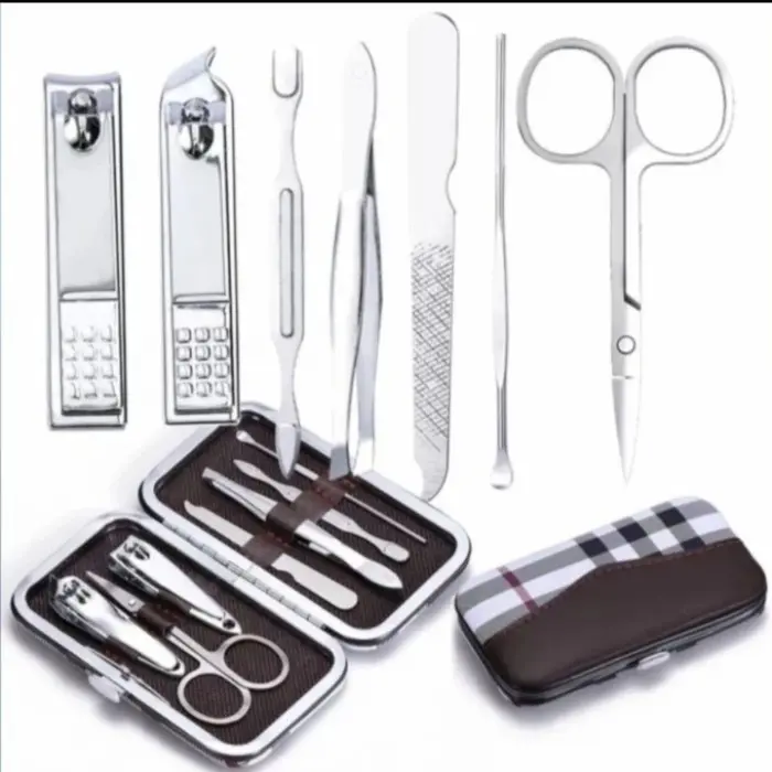 Alat gunting kuku set 7 in 1 (isi 7 item 1 box) bahan stainless Nail Pinset