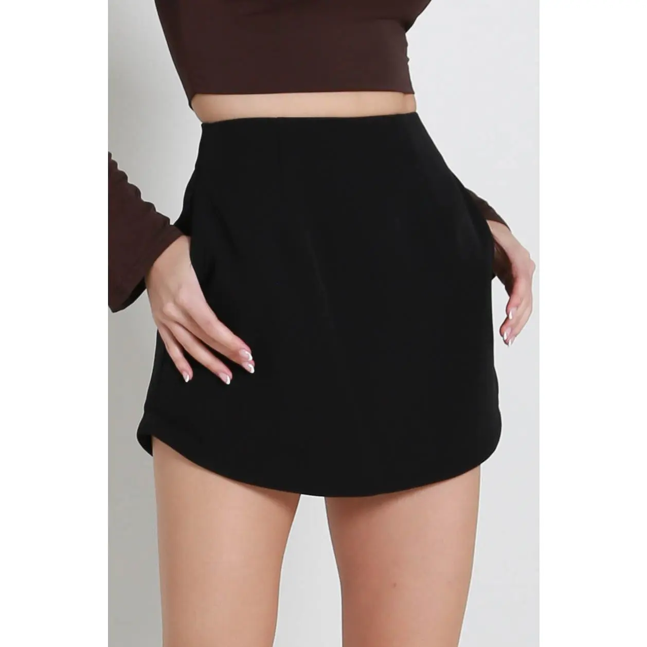 Casey Curve Hem Skorts V2 (Black)