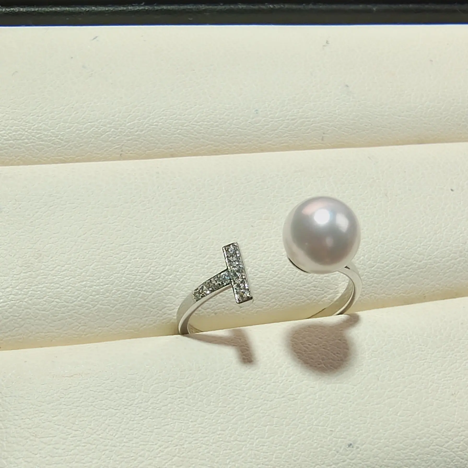 [R26]  Ring Fashion style