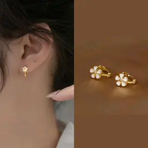 Anting-Anting bulat Bunga enamel Putih Perhiasan untuk Wanita Earrings dengan Desain Cantik dan Elegan aksesoris wanita