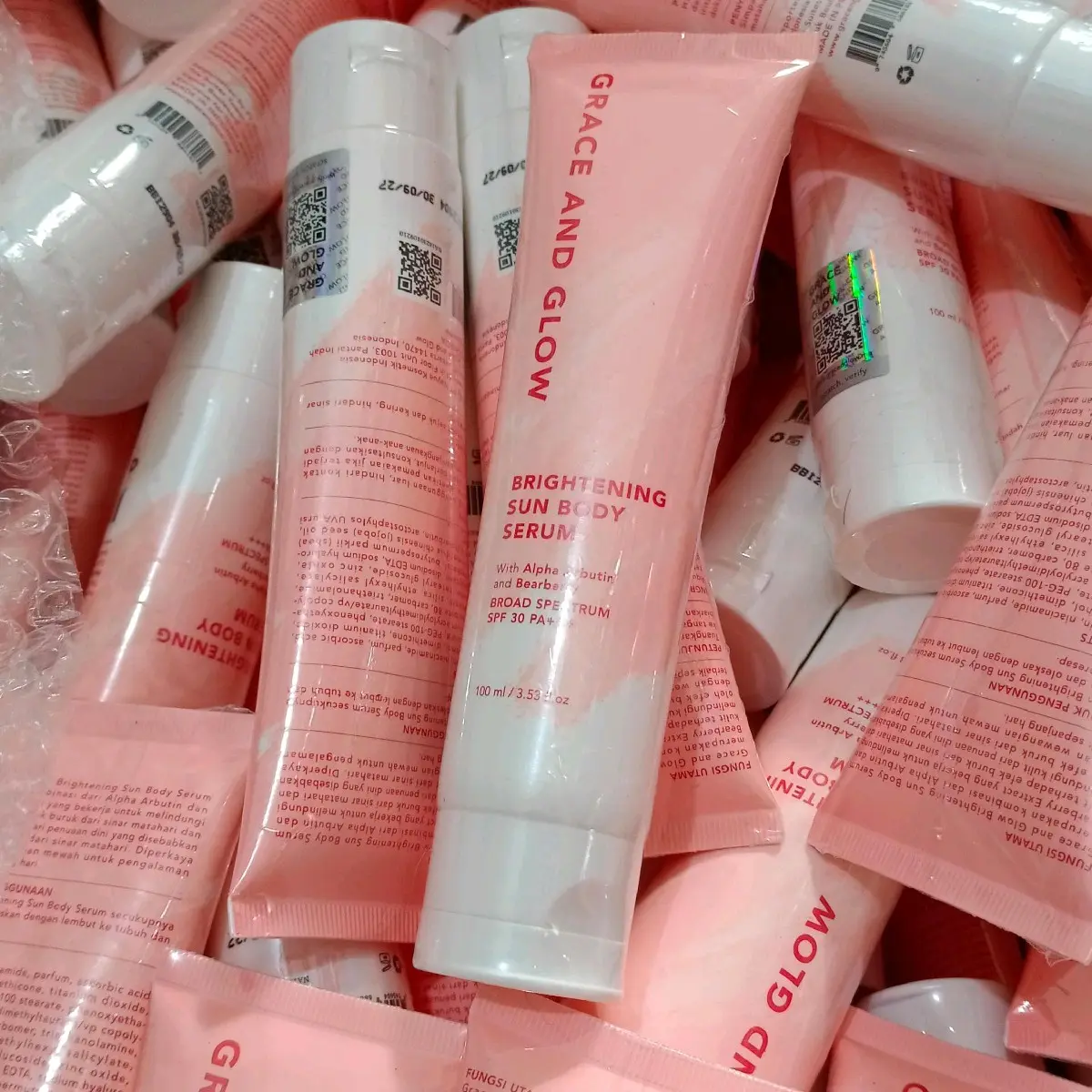 GRACE AND GLOW Brightening Sun Body Serum With Alpa Arbutin and Bearberry SPF 30 PA+++