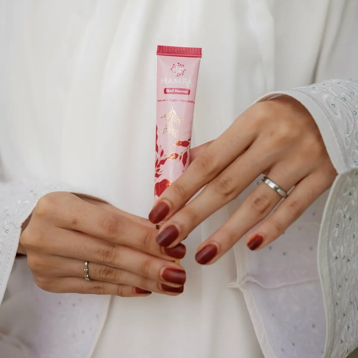 Hamra Nail Henna- No Ombré, Organic & Long Lasting (Must Be Kept In The Freezer)