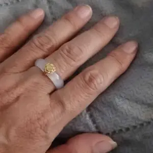 Cincin Jari Telunjuk Kalsedon Putih Es Tinggi Alami Cincin Resin Wanita Rings Y633