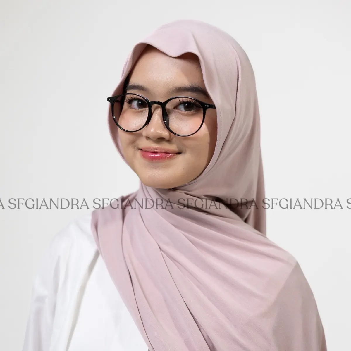 Pashmina kaos rayon super basic by sfgiandra