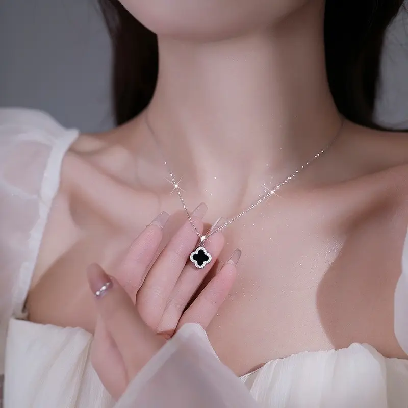 Vòng Cổ Mặt Dây Chuyền Cỏ Ba Lá, Thời Trang Hàn Quốc, Kim Cương Đen Trắng, Dành Cho Học Sinh Nữ, Quà Tặng Trang Sức