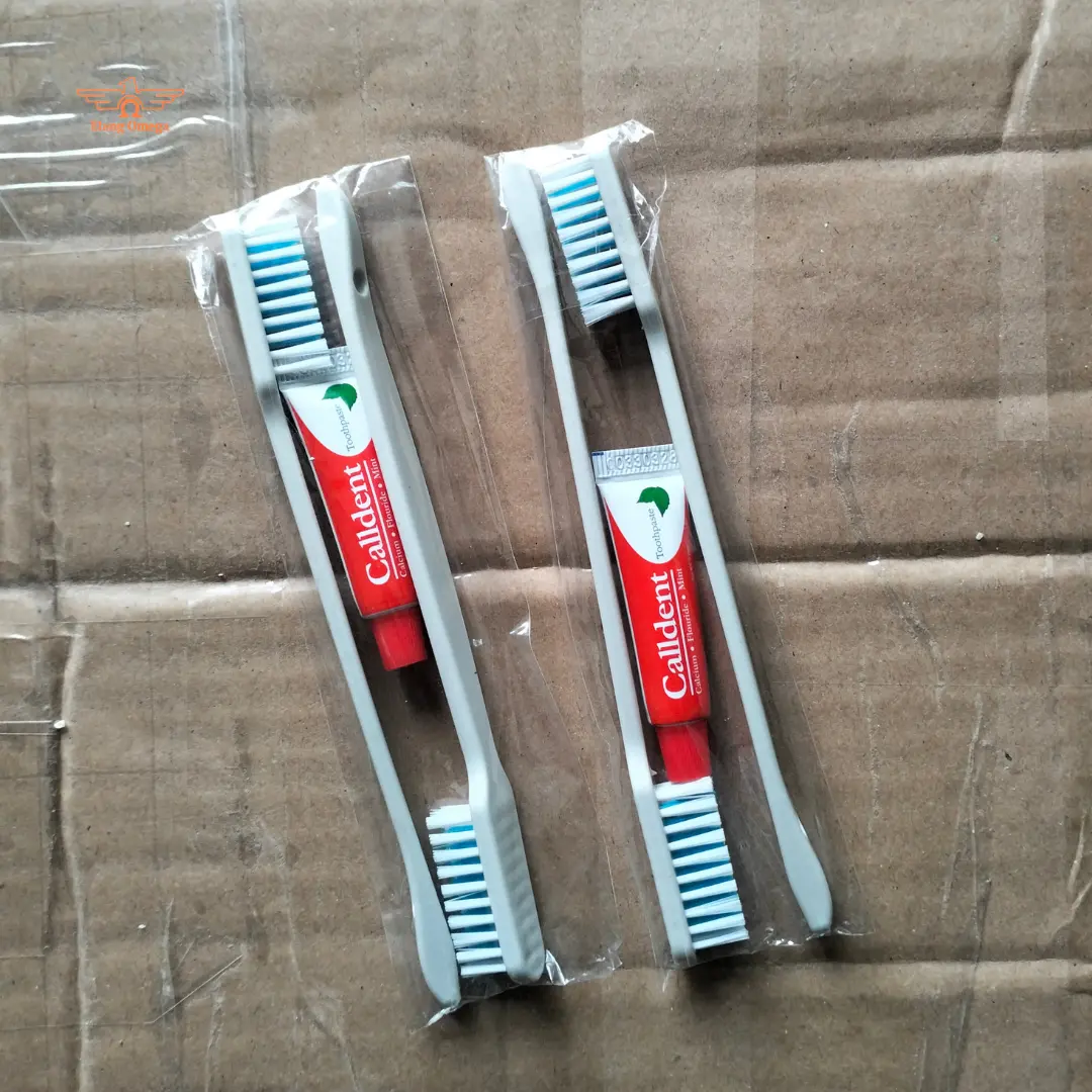50 pcs sikat gigi hotel dental kit 2 SG Jet Biru + Pasta D Plastik opp seal 50 pcs