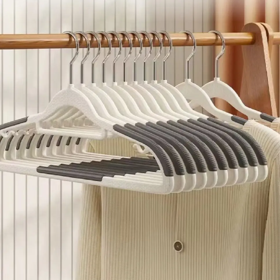 [SNUGSG SIGNATURE] ANTI SLIP CLOTHES HANGER BUNDLE OF 10 HIGH LOAD BEARING
