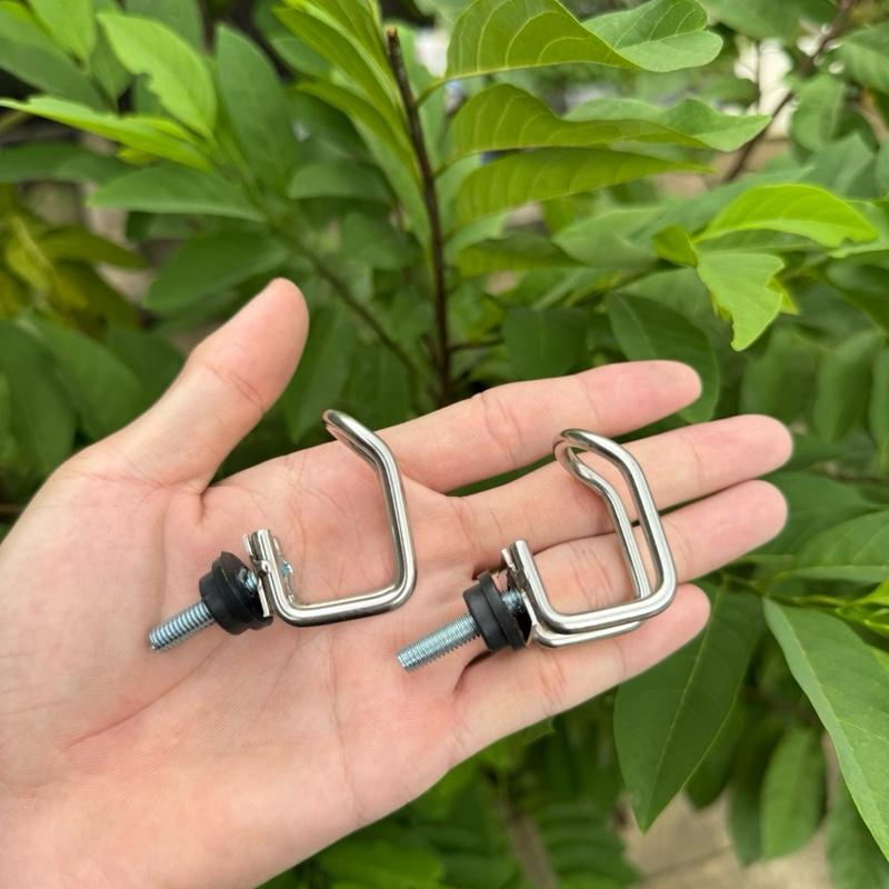 2 Móc U Treo Đồ inox Si Titan gặn mọi loại xe có kèm ốc ( Không Sỉ Không Sét )