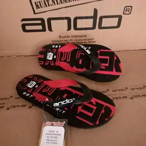 Ando Sandal Cowok Hitam Merah dengan Desain Bold dan Nyaman untuk Harian. ready dari size 38-42