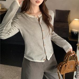 Women's Round Neck Long Sleeve Knit Cardigan, Fall New Style Loose Fit Slimming Outerwear, Casual Fashion Top for Women 9123# Womenswear Knitwear Stripe Fitted