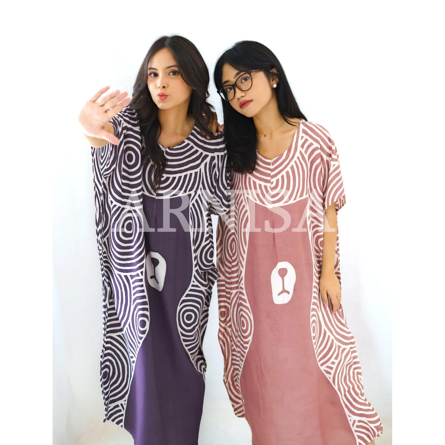 Daster kekininan Lowo Kelelawar Vol .1 BEARTY, ROSALINDA, GEISHA, MONTANA, ESMERALDA  ( BELI 2 LEBIH MURAH ) Daster Tidur Rumah Bali bahan Rayon Arnisa