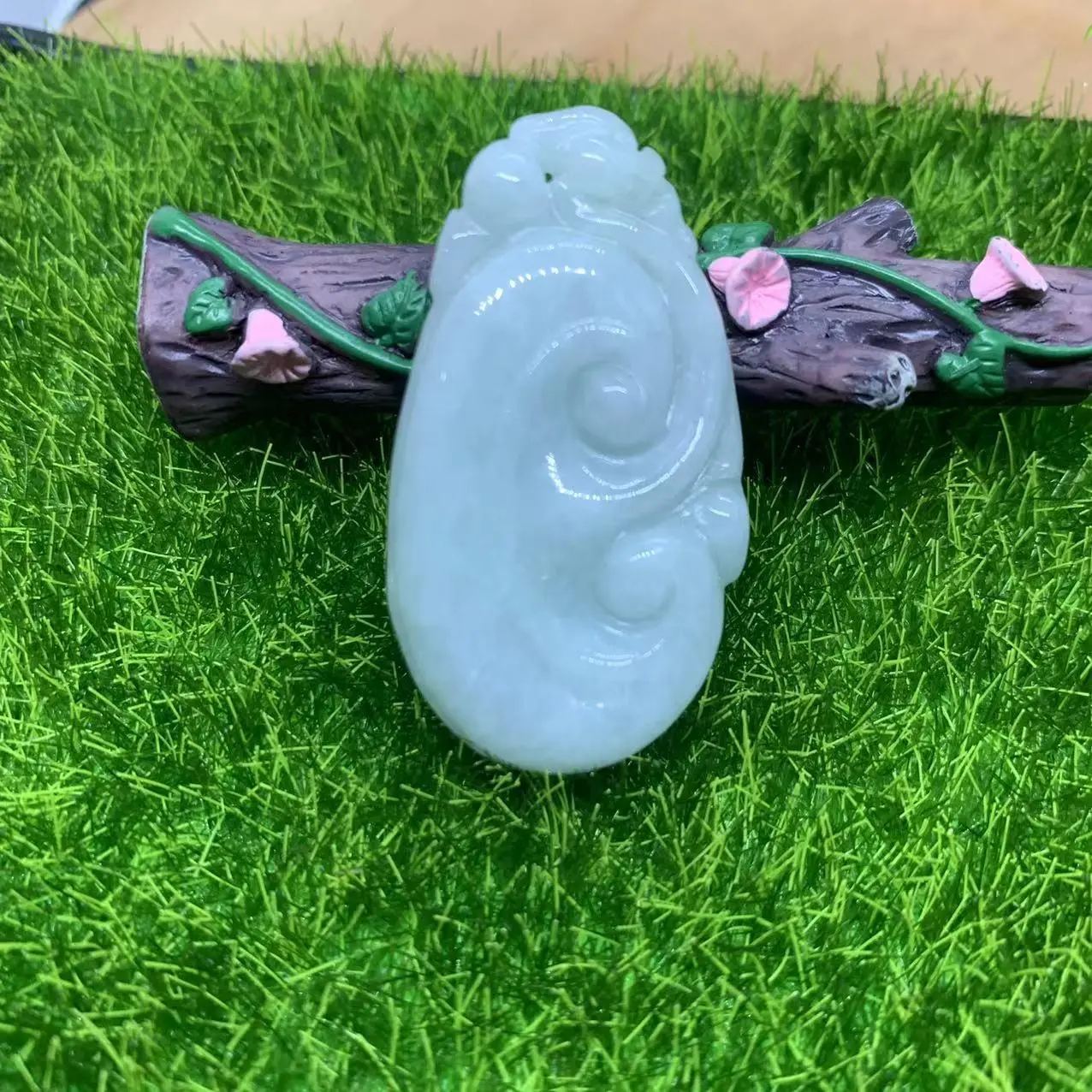 Full Fruit Green Myanmar Jade Ruyi Pendant