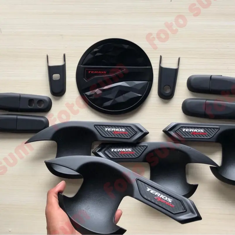 outer hendel dan caver tangki mobil Terios 2018 sampai 2024 hitam doff