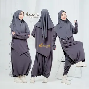 Setelan Olahraga Wanita Rokcel Dan Atasan Jersey