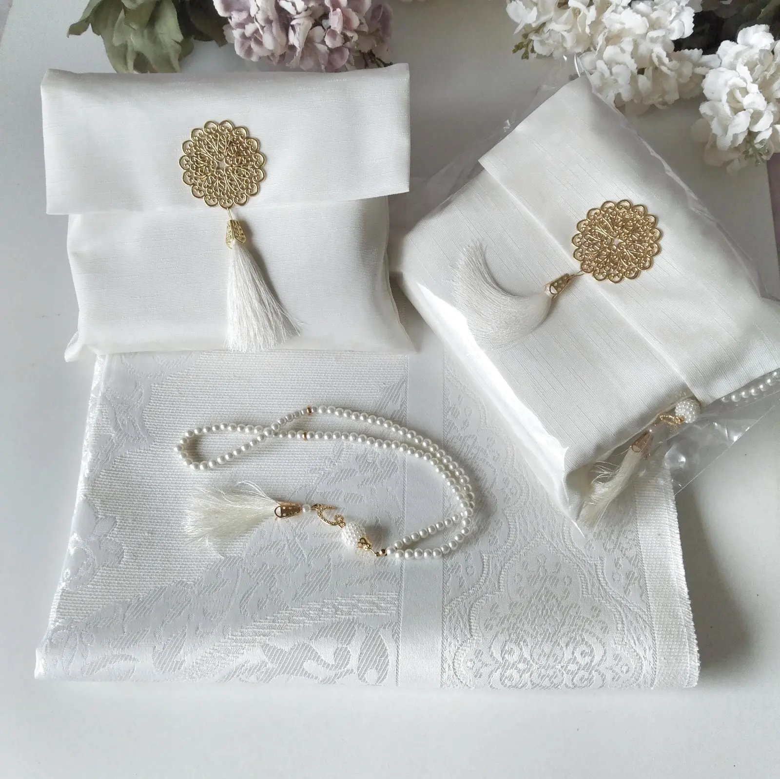 Sajadah Asli Turkey Ukuran 65 x 110 cm Free Tasbih (Bahan Satin) sajadah  kubah