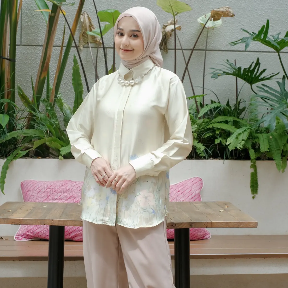 Dalas shirt premium atasan kemeja simpel elegant