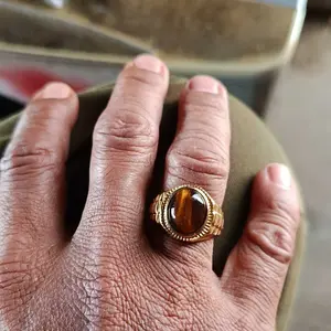 Cincin Batu Tiger Eye Size Kantoran dan Keren