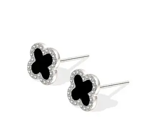 Anting sederhana dan cantik, ringan dan elegan Earrings