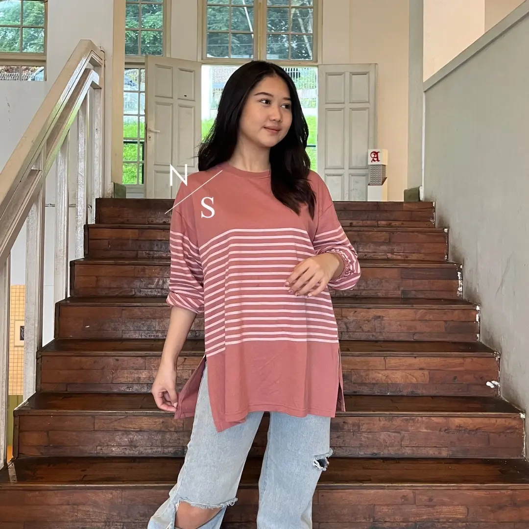 KAOS BLOUSE ATASAN WANITA SALUR KATUN COMBED 24S LENGAN BALON WITH HIGHSLIT