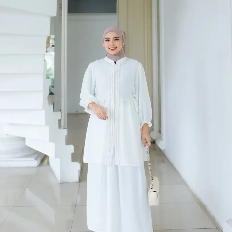 Amora set by adiyana apparel