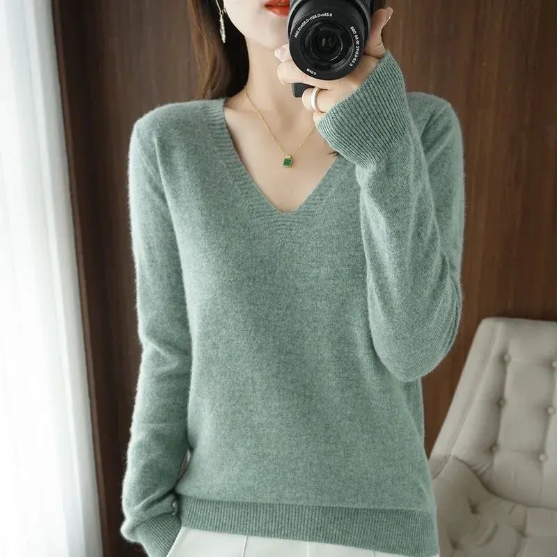 Women's Sweater Autumn Winter Knitted Pullovers V-neck Slim Fit Bottoming Shirt Solid Soft Knitwear Jumpers Basic Sweater DF4935