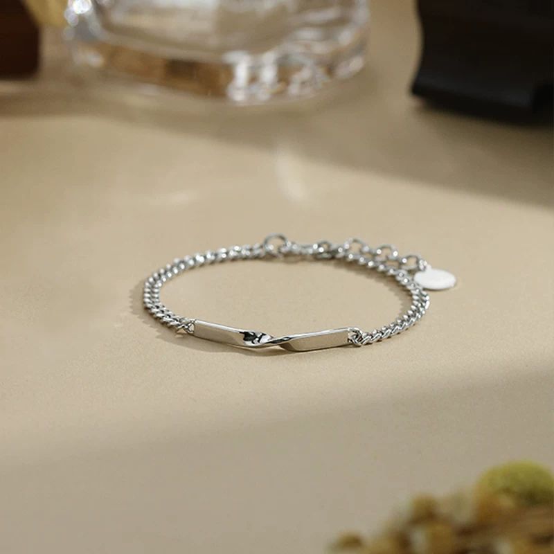 Gelang Titanium Couple Pria Wanita Anti Karat Silver Gelang Titanium Couple Pria Wanita Anti Karat Silver