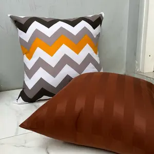 60x60/ 70x70 Sarung Bantal Sofa Polos Salur Resleting