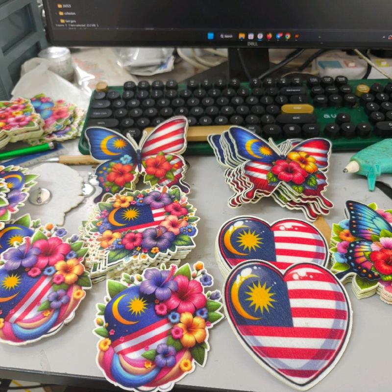 Brooch Bunga Raya besar 9cm felt kain