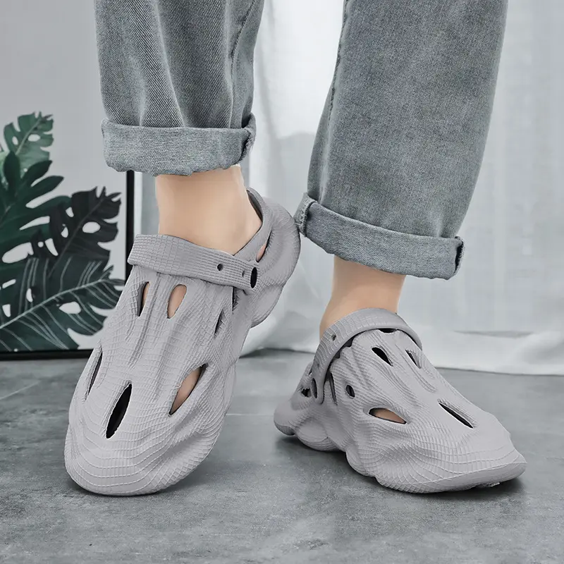 Trendy Hollow Out Chunky Sandals Unisex Casual Clogs Unique Textured Clogs Unisex Fashionable Slides