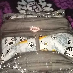 Tas Bayi Besar Multifungsi Saku Karakter Tas Besar Slempang